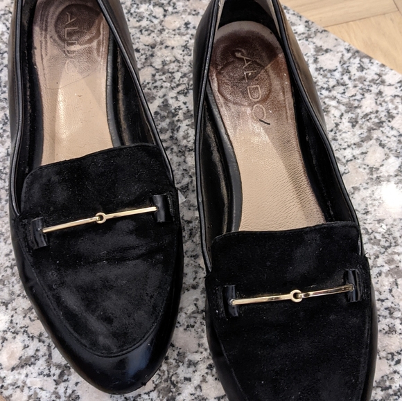 Flats - Picture 2 of 2